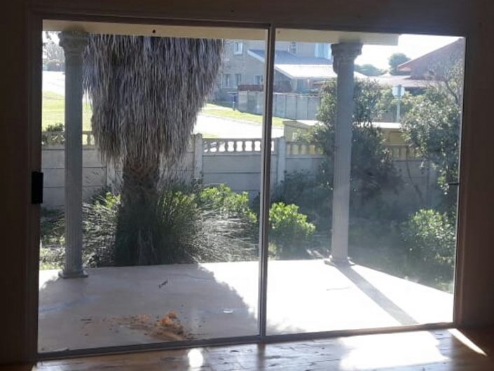 Sliding Doors